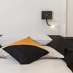 Апартаменты Artqart *