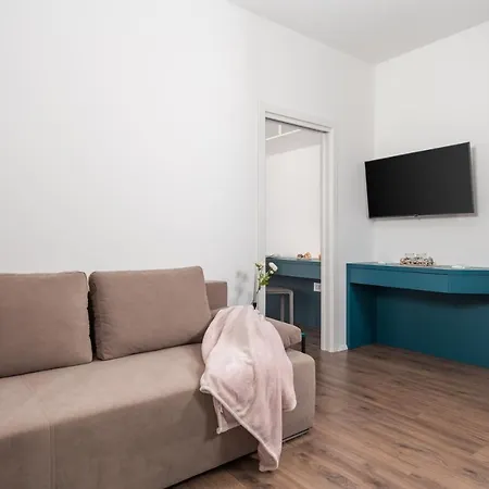 Artqart Apartment *